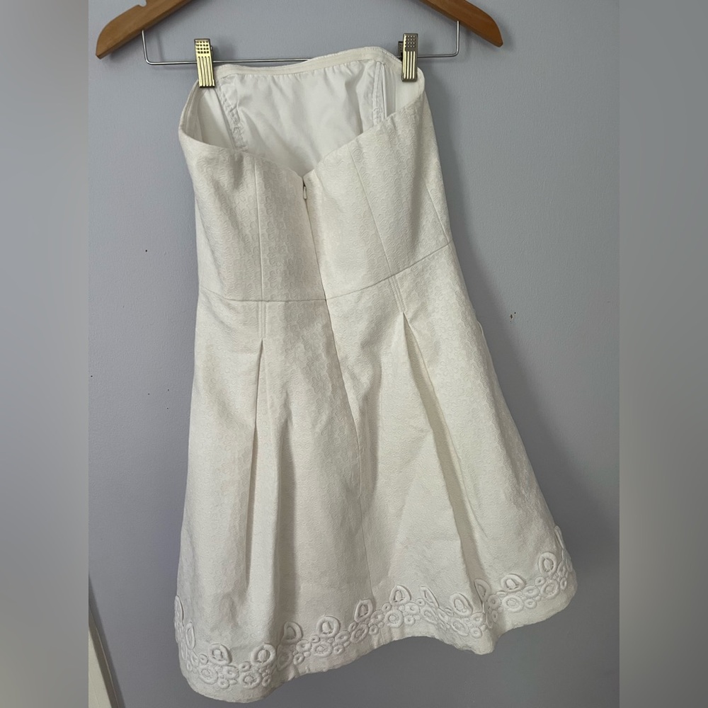 Lily Pulitzer strapless white dress - Picture 2 of 3